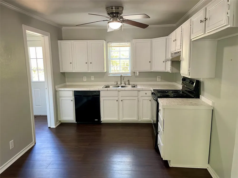 4003 4th Street Greenville, TX 75401