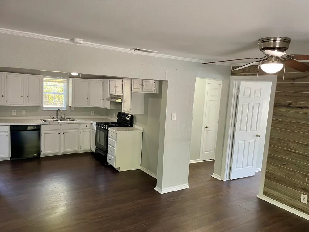 4003 4th Street Greenville, TX 75401