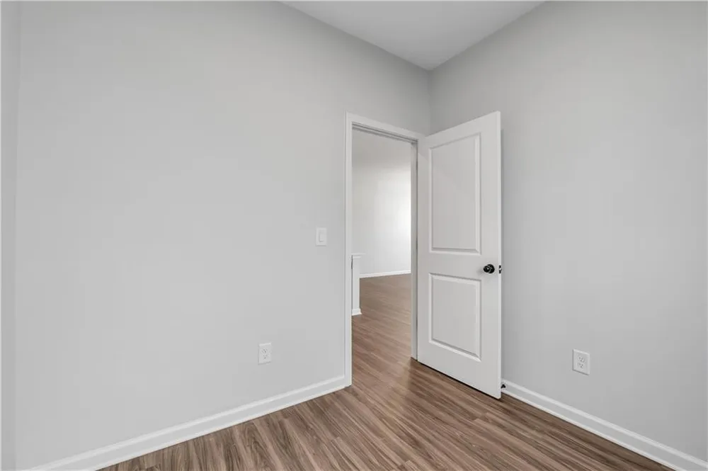 3025 Cambridge Mill Mill Acworth, GA 30102