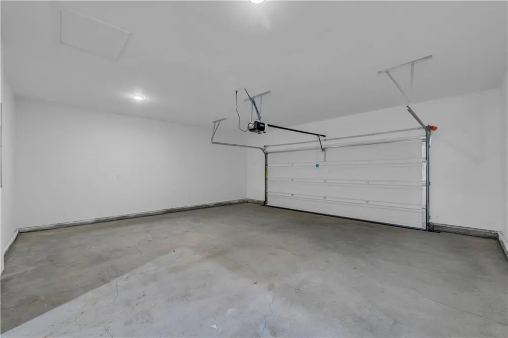 3025 Cambridge Mill Mill Acworth, GA 30102