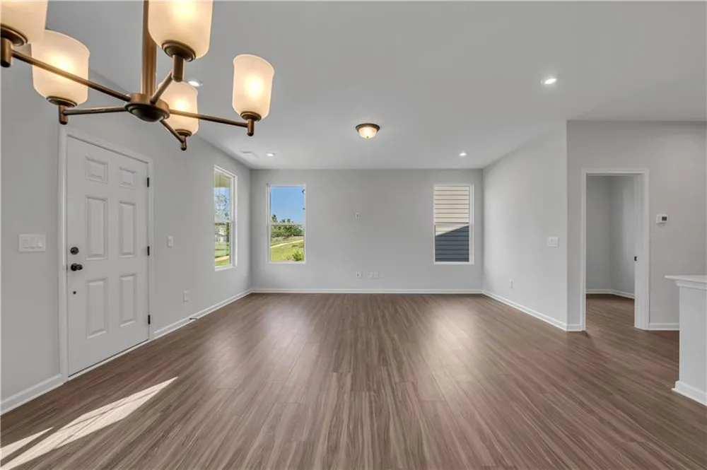 3025 Cambridge Mill Mill Acworth, GA 30102