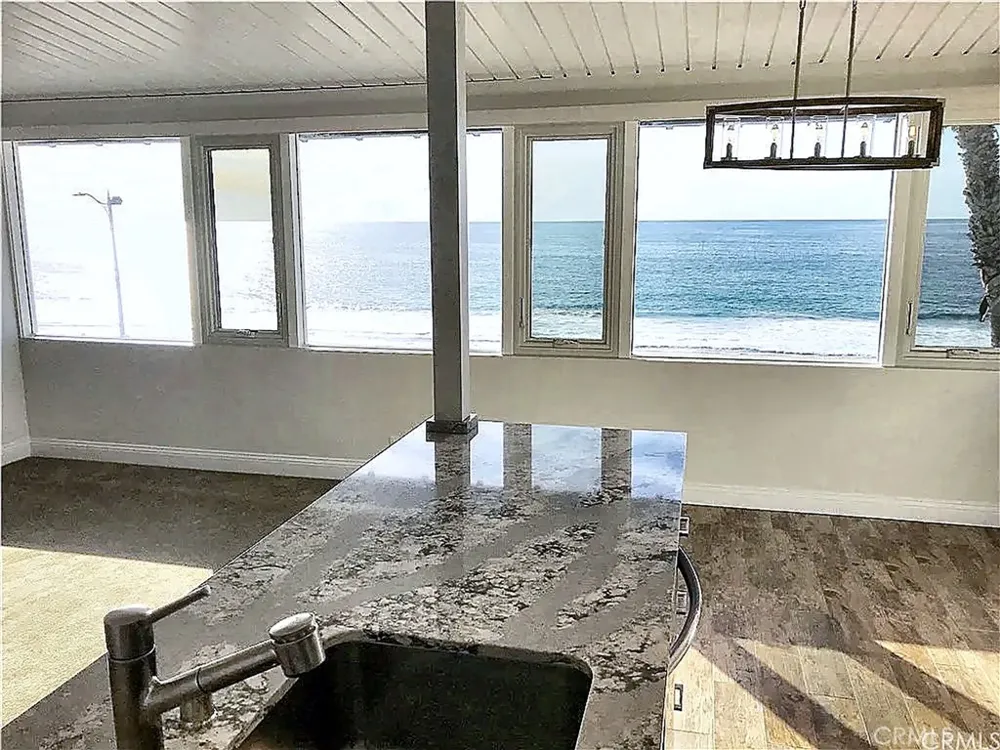 1710 Esplanade #E Redondo Beach, CA 90277