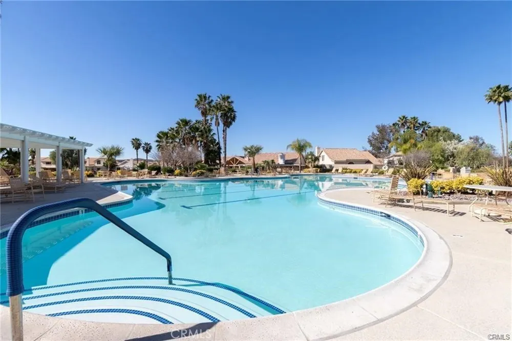 1318 S Bay Hill Banning, CA 92220