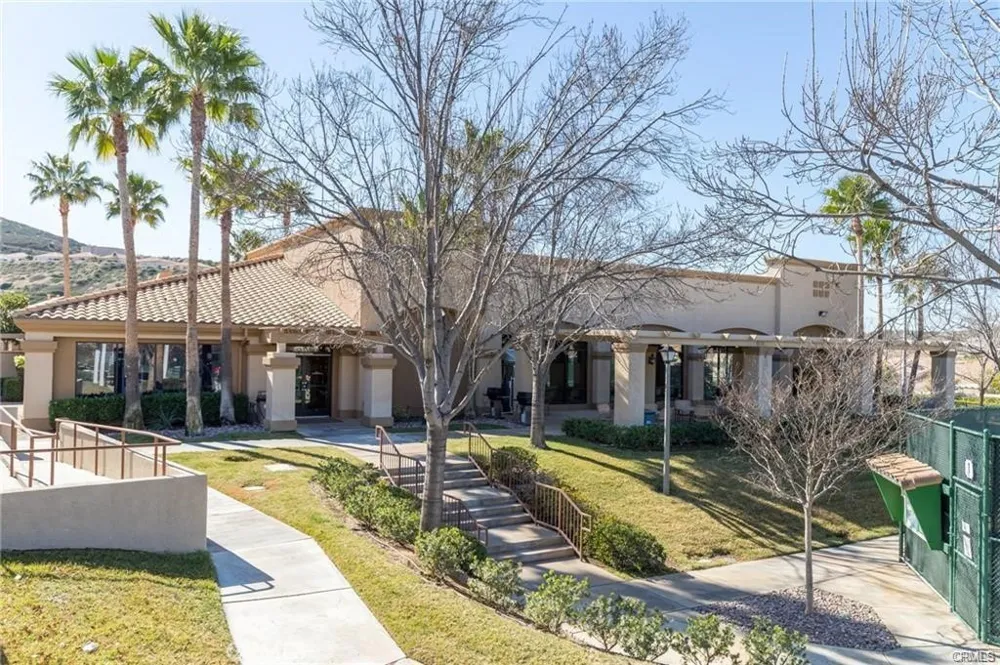 1318 S Bay Hill Banning, CA 92220
