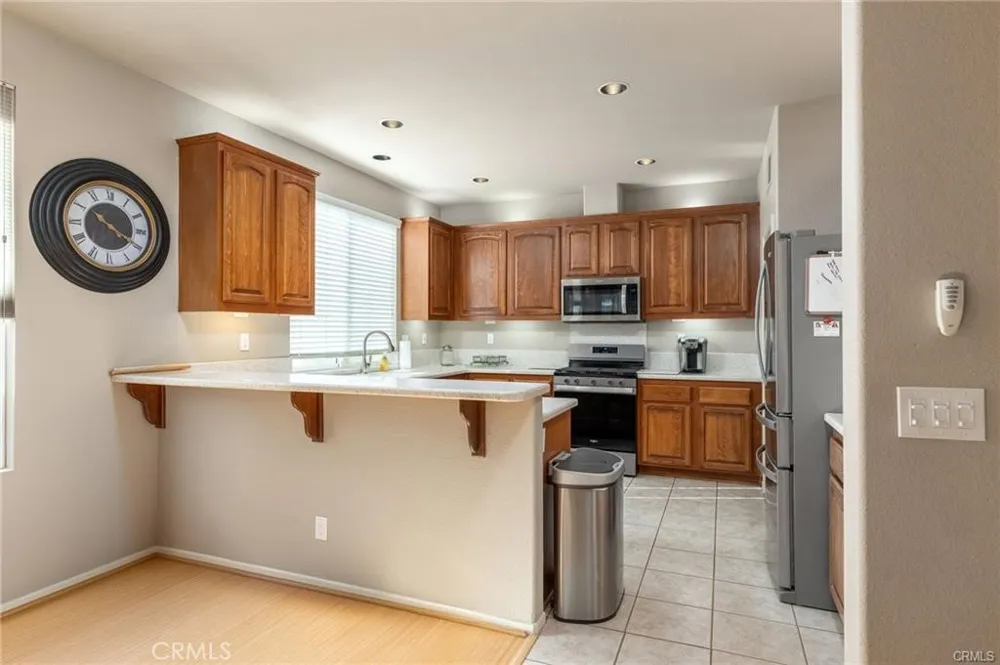 1318 S Bay Hill Banning, CA 92220