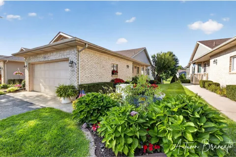 1085 Amber Cove Drive SW #49