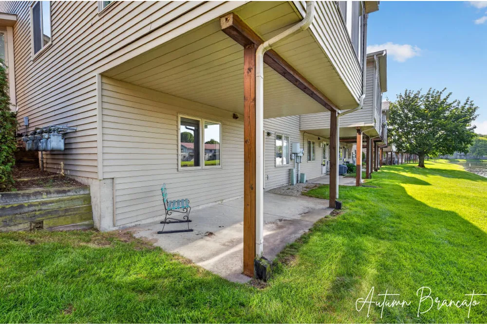 1085 Amber Cove Drive SW #49 Byron Center, MI 49315