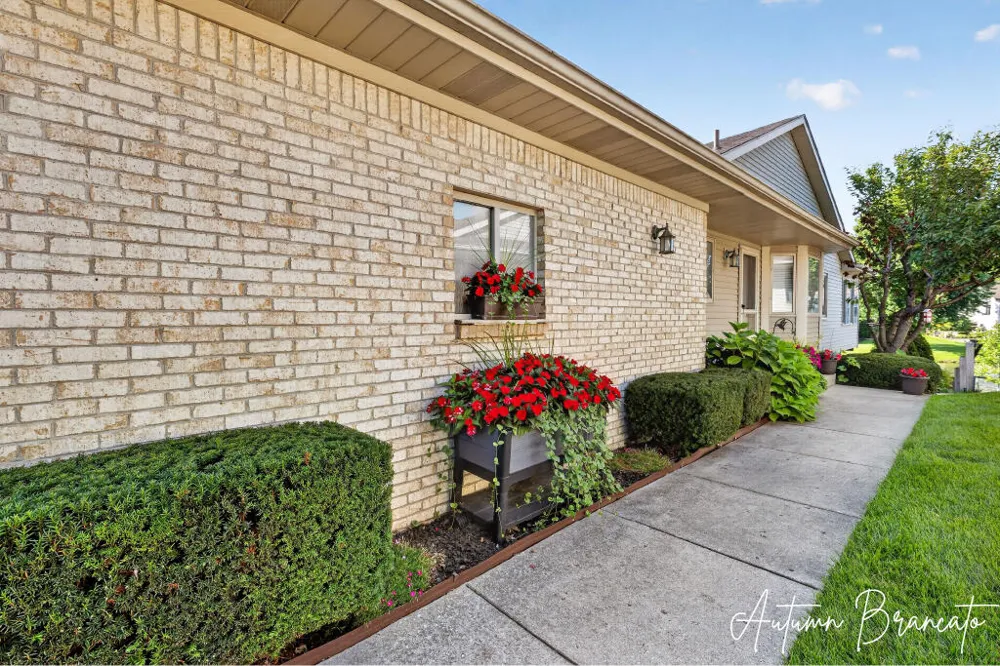 1085 Amber Cove Drive SW #49 Byron Center, MI 49315