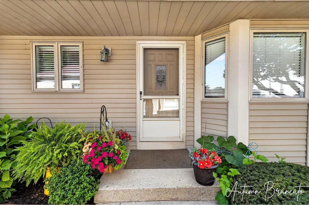 1085 Amber Cove Drive SW #49 Byron Center, MI 49315