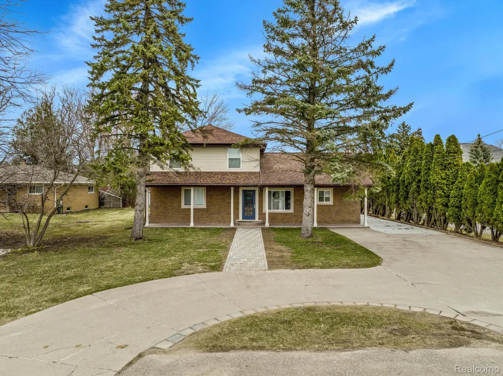498 SOUTH BOULEVARD W Rochester Hills City, MI 48307