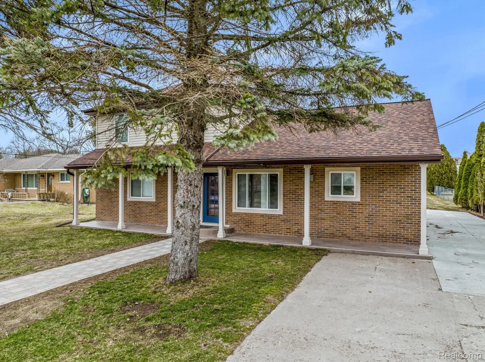 498 SOUTH BOULEVARD W Rochester Hills City, MI 48307