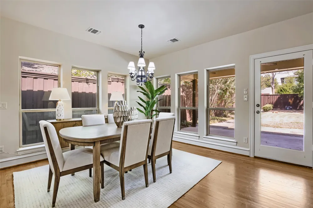 6335 Vanderbilt Avenue Dallas, TX 75214