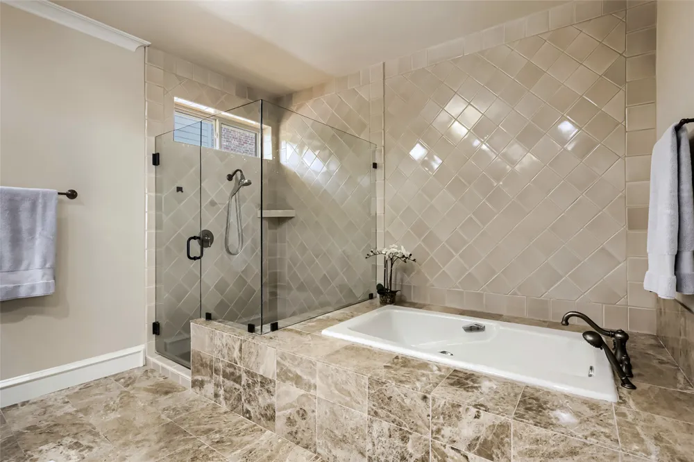 6335 Vanderbilt Avenue Dallas, TX 75214