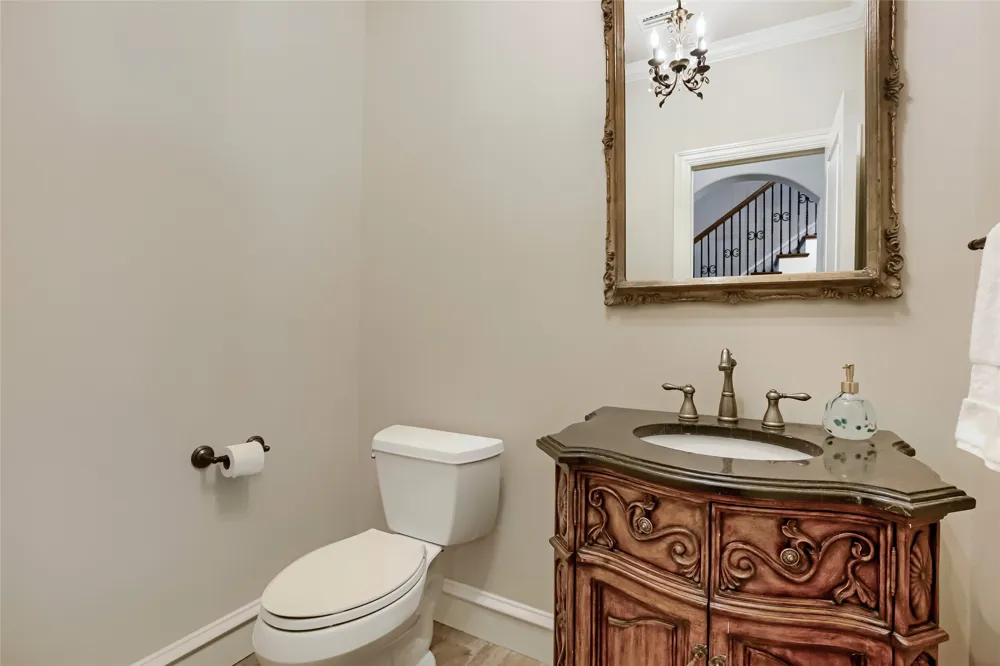 6335 Vanderbilt Avenue Dallas, TX 75214