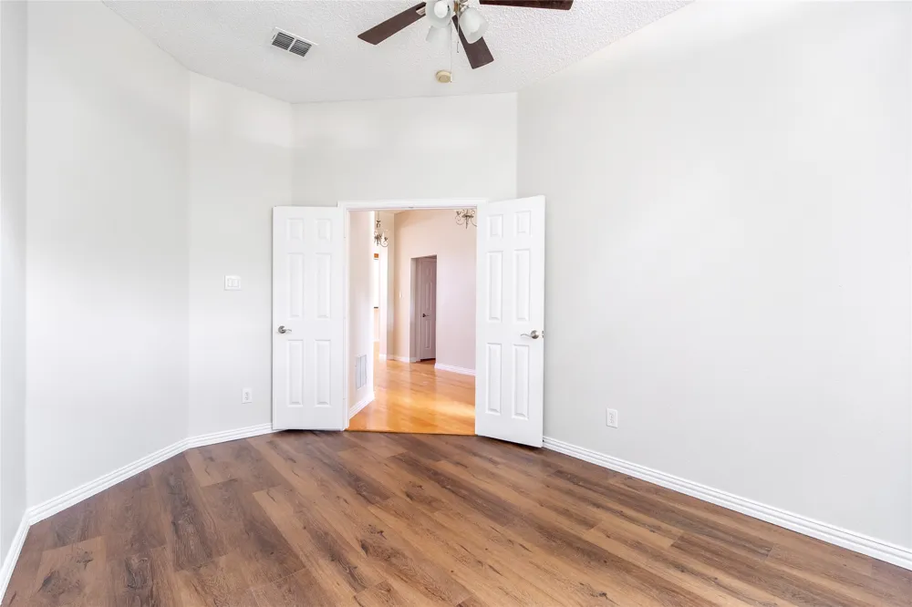 11301 New Orleans Drive Frisco, TX 75035