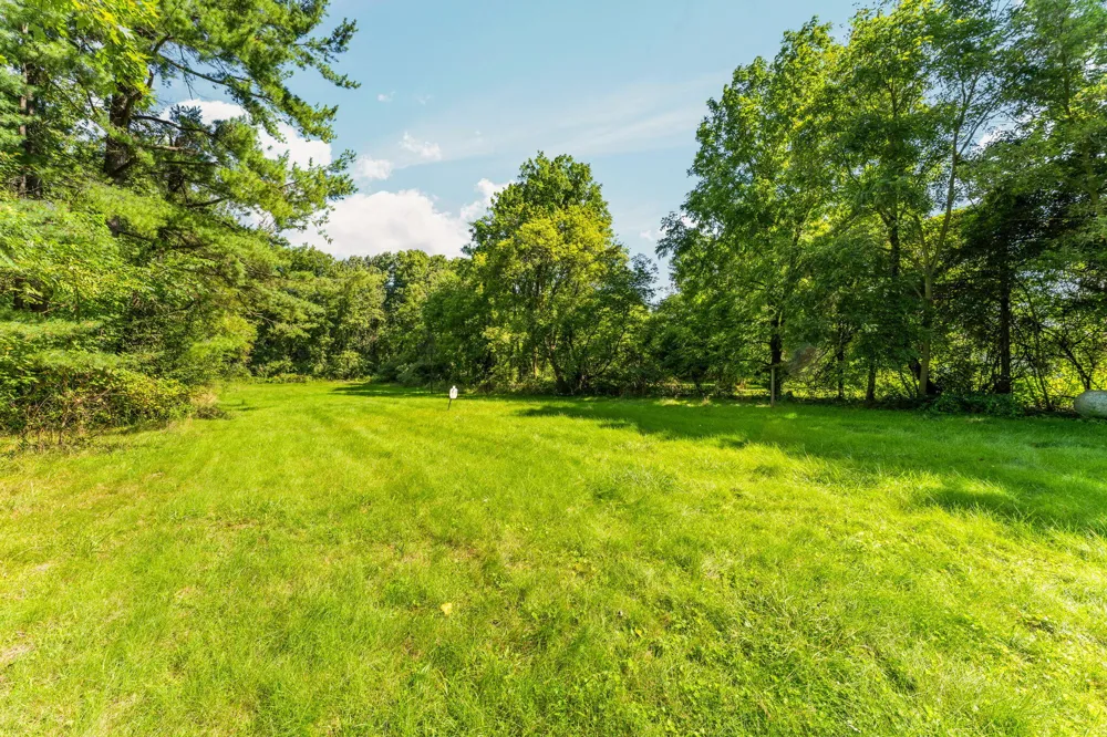 13676 US-12 Brooklyn, MI 49230