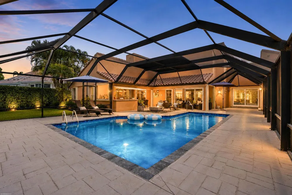2379 Newbury Court Wellington, FL 33414