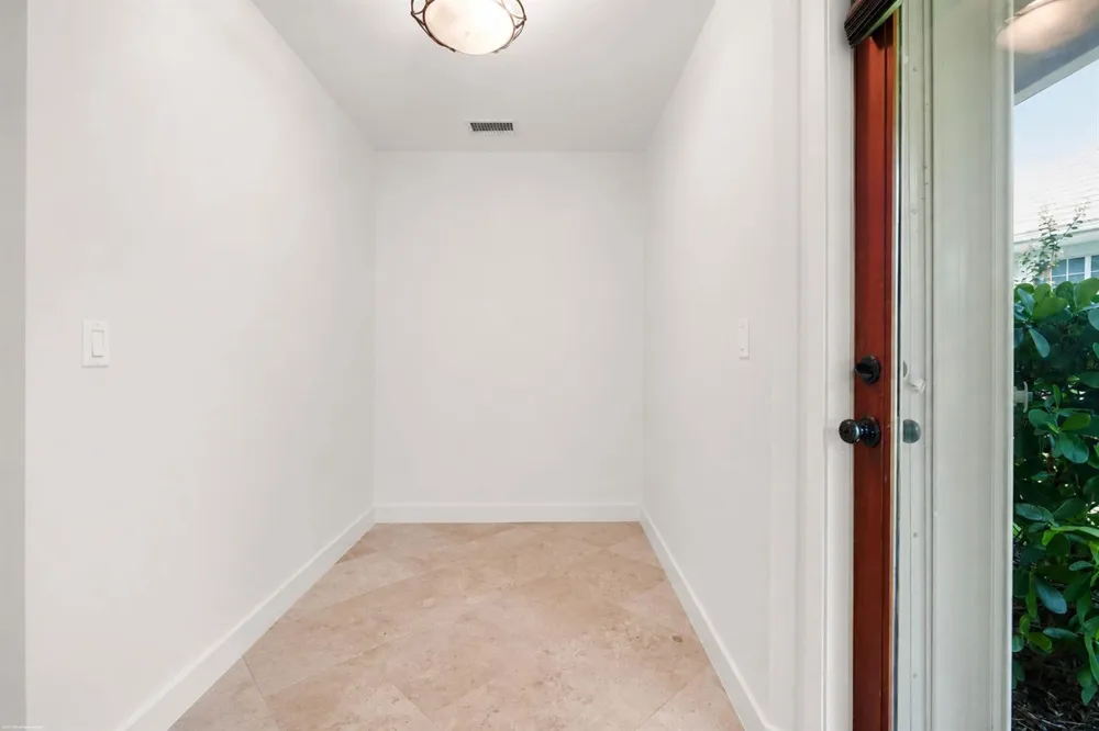 2379 Newbury Court Wellington, FL 33414