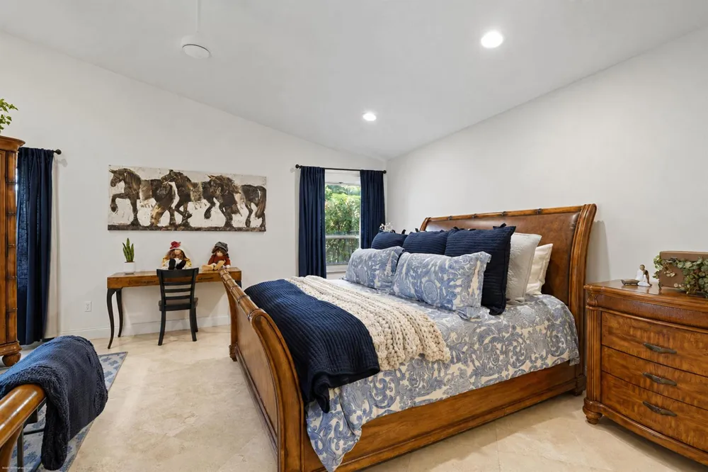 2379 Newbury Court Wellington, FL 33414