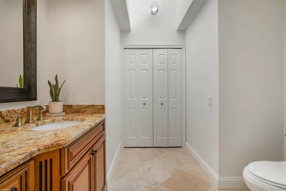 2379 Newbury Court Wellington, FL 33414