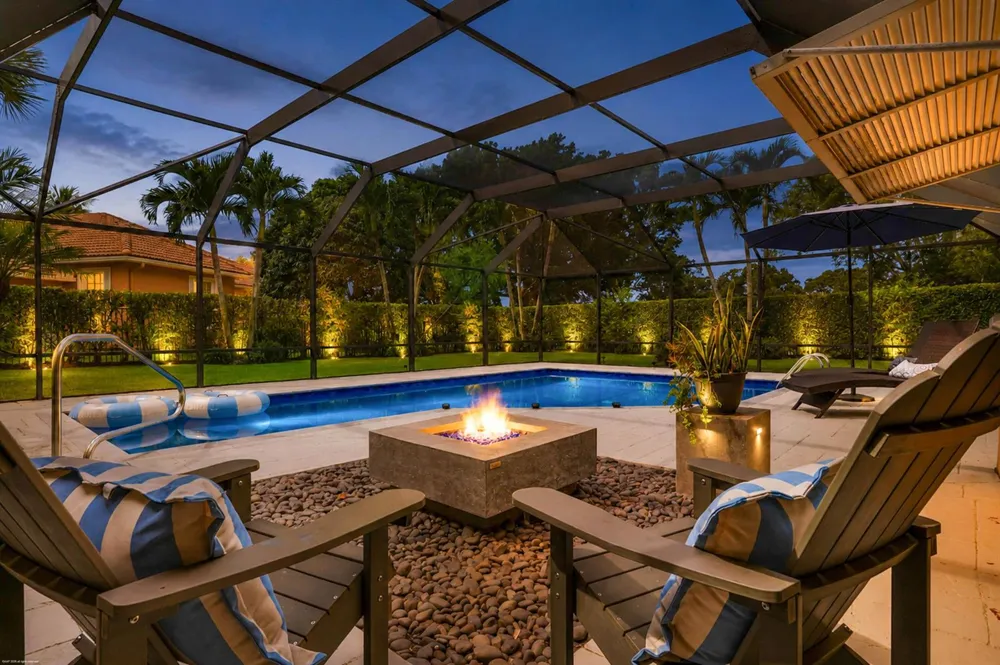 2379 Newbury Court Wellington, FL 33414