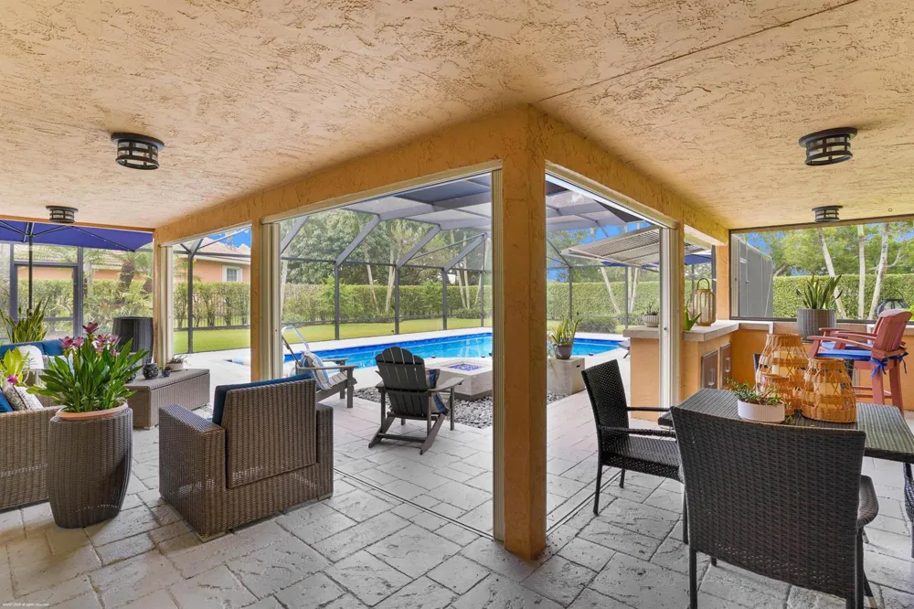 2379 Newbury Court Wellington, FL 33414