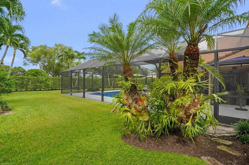 2379 Newbury Court Wellington, FL 33414