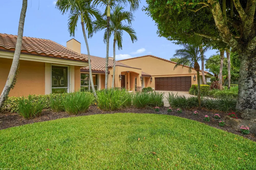 2379 Newbury Court Wellington, FL 33414