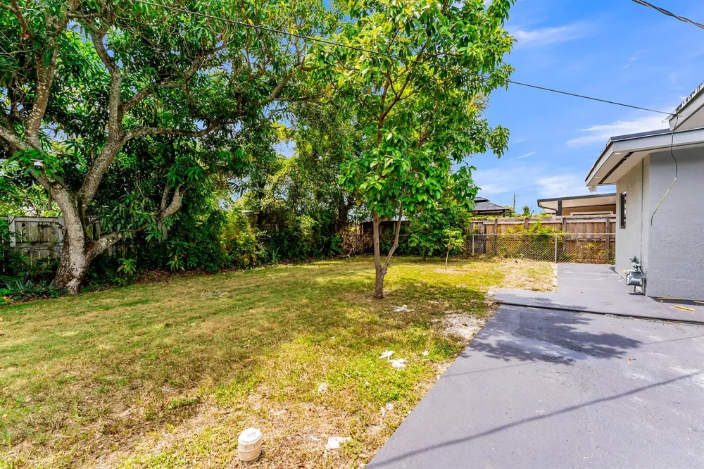 1252 NW 172ND TERRACE Miami Gardens, FL 33169