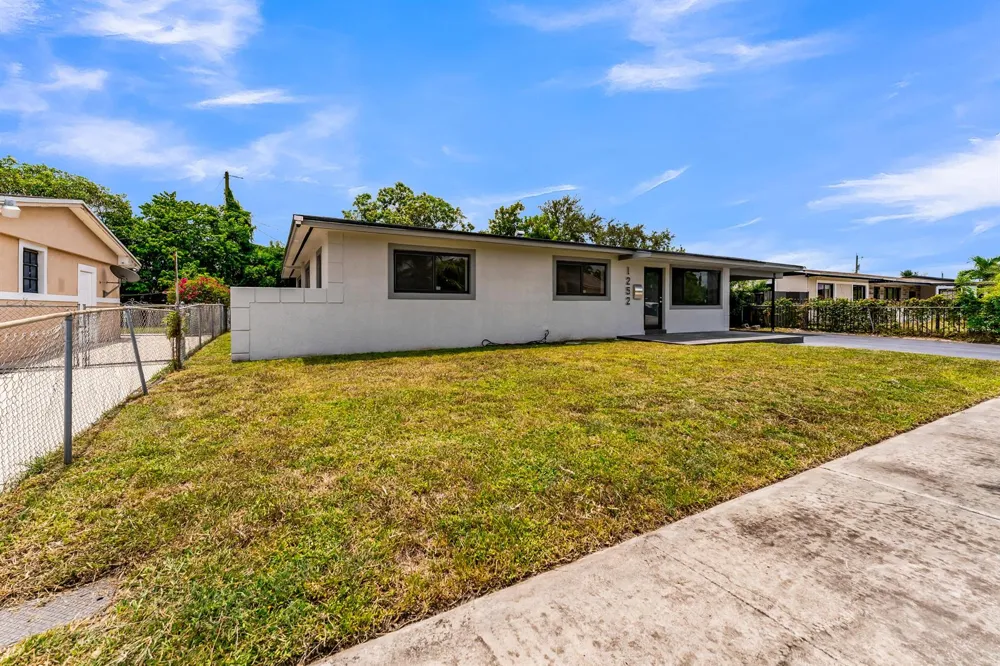 1252 NW 172ND TERRACE Miami Gardens, FL 33169