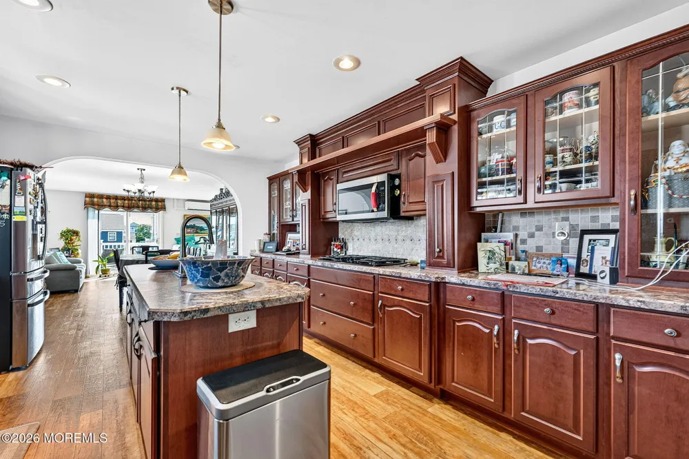 128 E Mohawk Drive Little Egg Harbor, NJ 08087