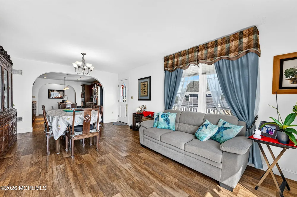 128 E Mohawk Drive Little Egg Harbor, NJ 08087