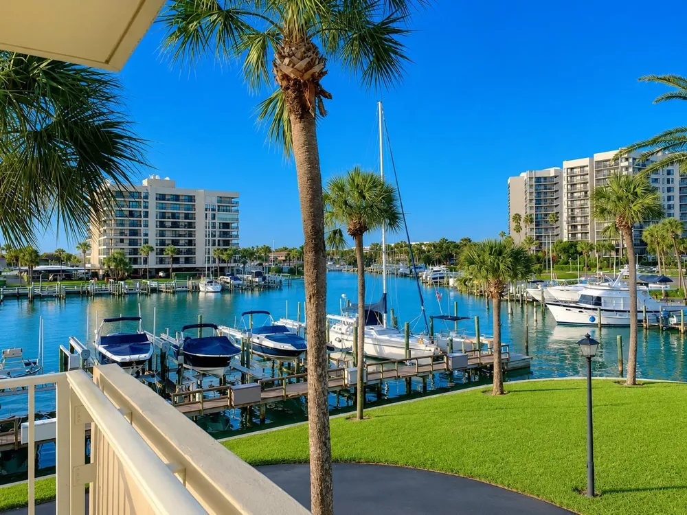 1621 GULF BOULEVARD #201 Clearwater Beach, FL 33767