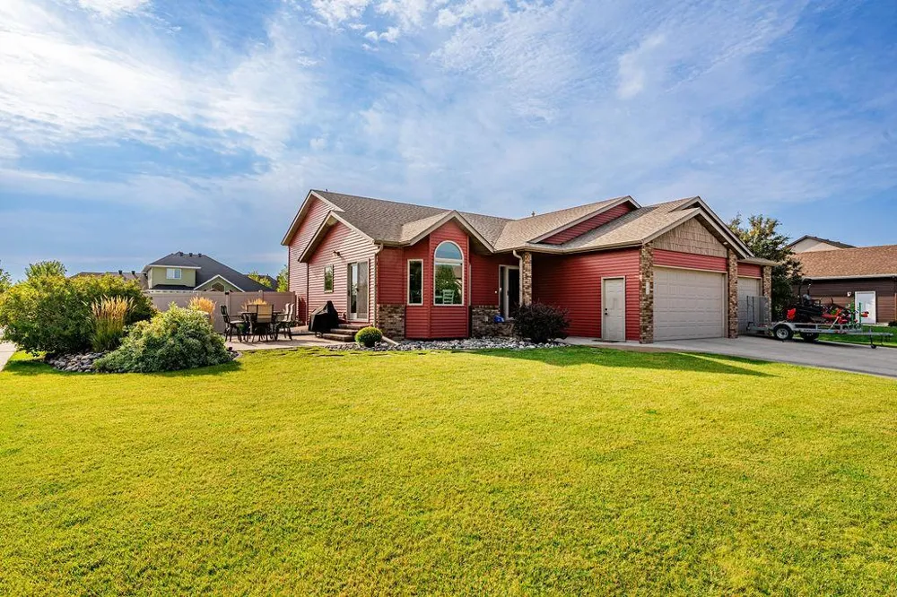 1809 Pentland Street West Fargo, ND 58078