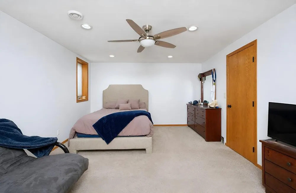 1809 Pentland Street West Fargo, ND 58078