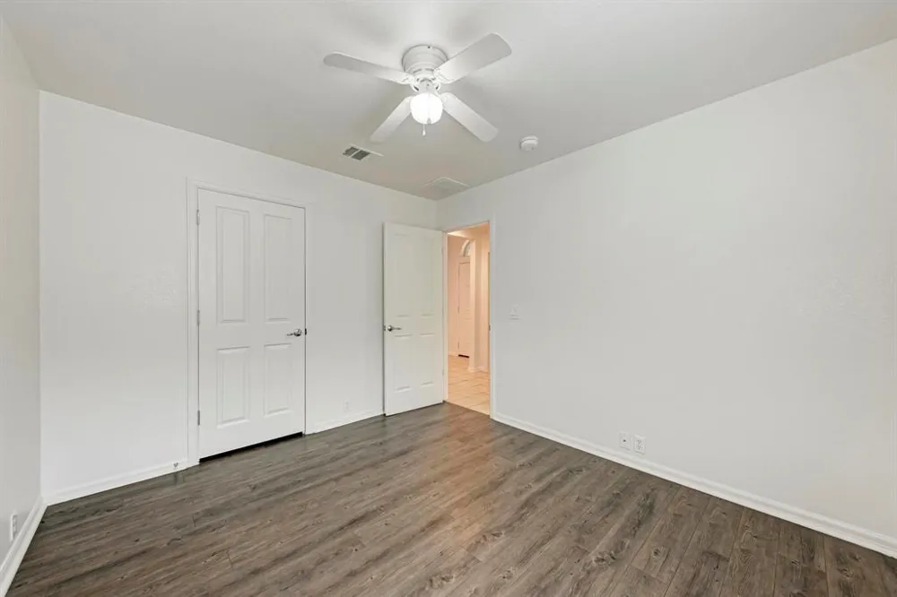412 Golden Eagle Lane Leander, TX 78641