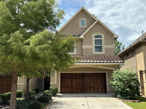 11 Silver Rock Drive