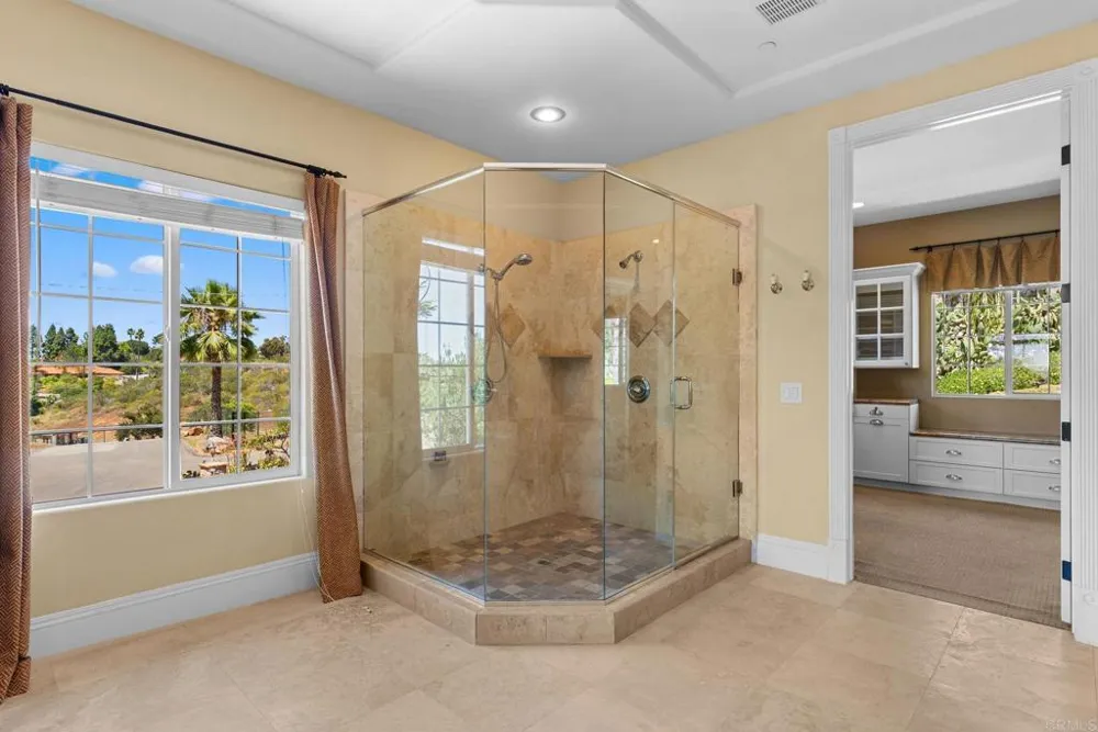 1829 Elevado Road Vista, CA 92084