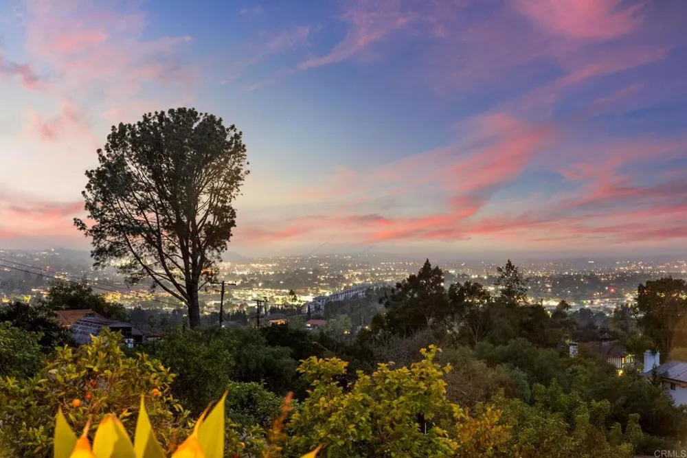 1829 Elevado Road Vista, CA 92084