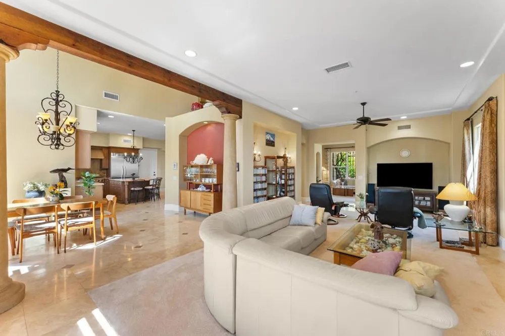 1829 Elevado Road Vista, CA 92084