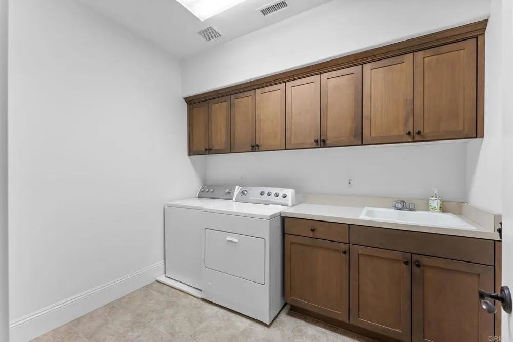 1829 Elevado Road Vista, CA 92084
