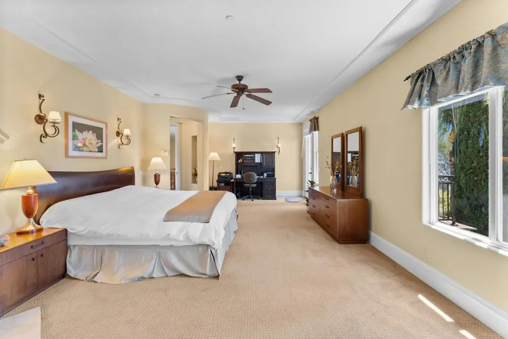 1829 Elevado Road Vista, CA 92084