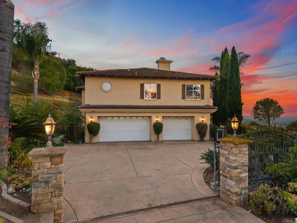 1829 Elevado Road Vista, CA 92084