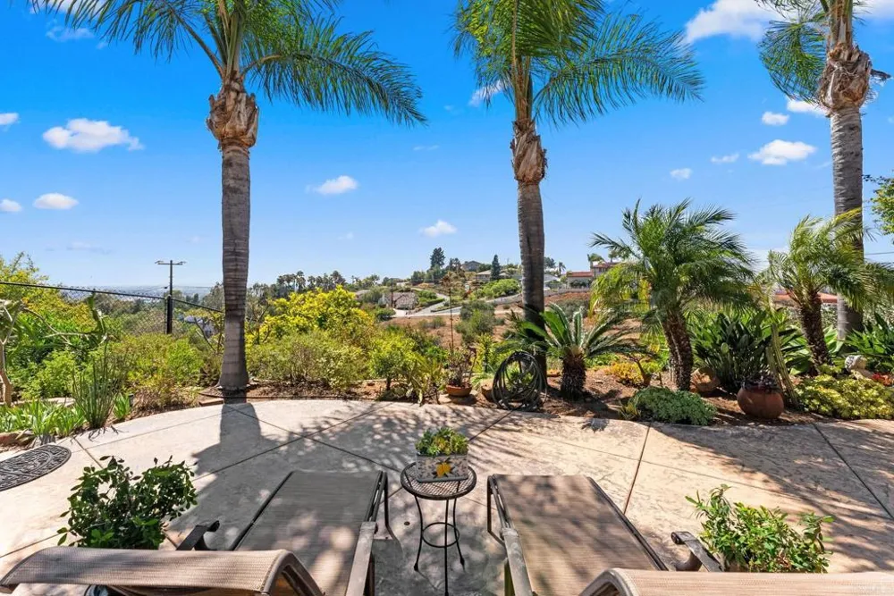 1829 Elevado Road Vista, CA 92084