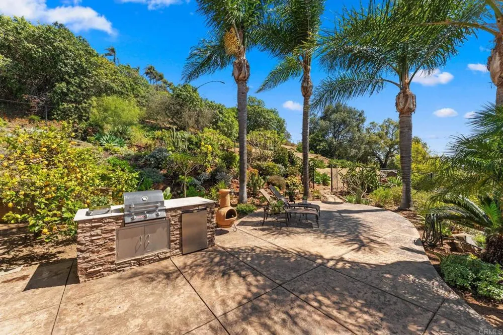 1829 Elevado Road Vista, CA 92084