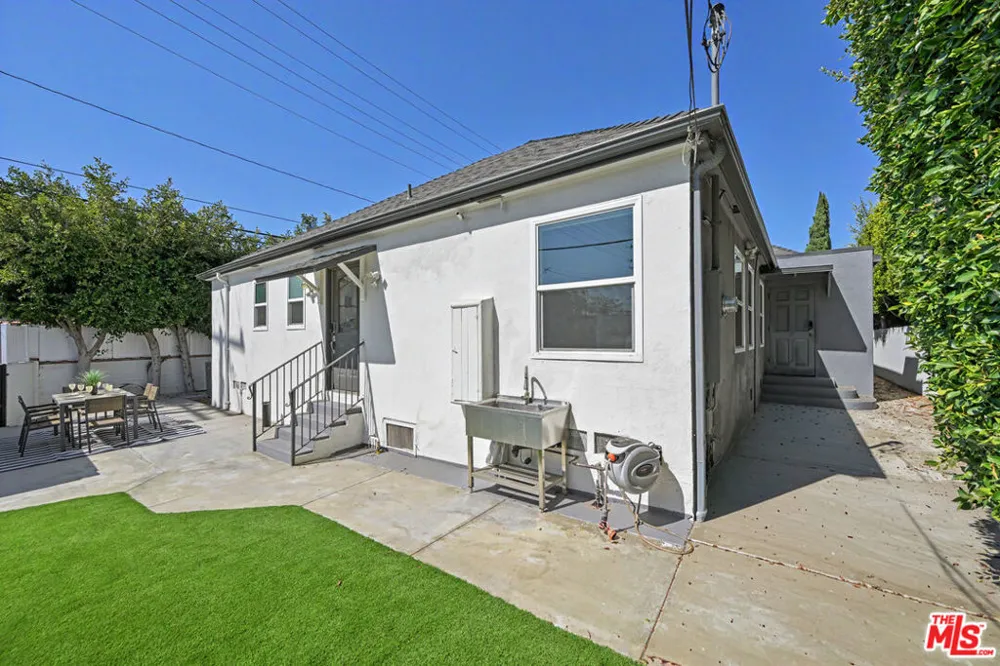 344 S Camden Drive Beverly Hills, CA 90212