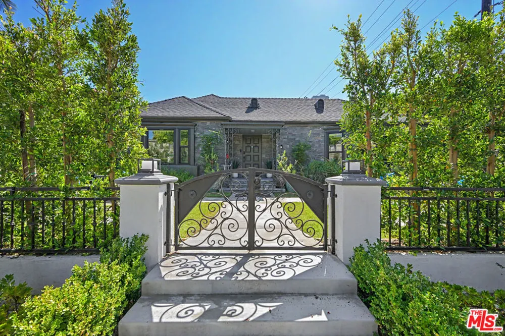 344 S Camden Drive Beverly Hills, CA 90212