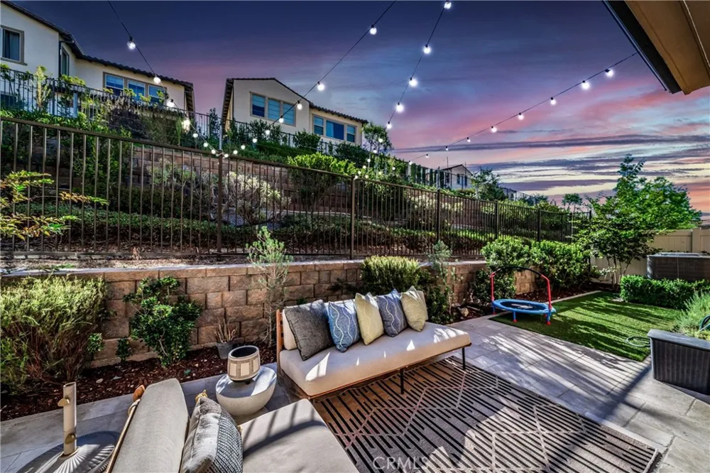 1675 Sonora Creek Lane Lake Forest, CA 92610