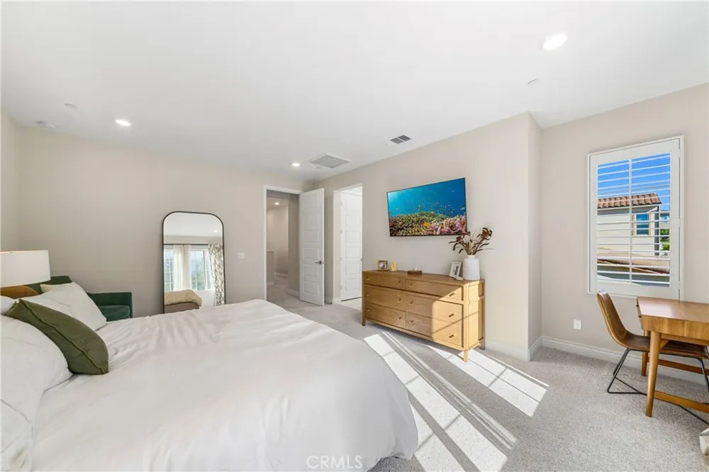1675 Sonora Creek Lane Lake Forest, CA 92610