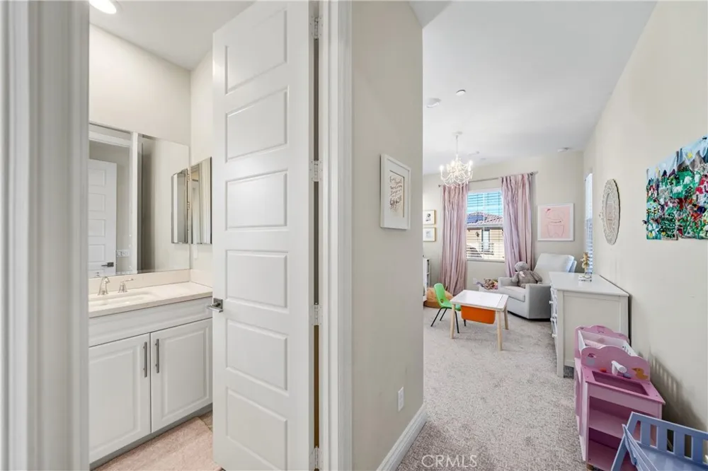 1675 Sonora Creek Lane Lake Forest, CA 92610